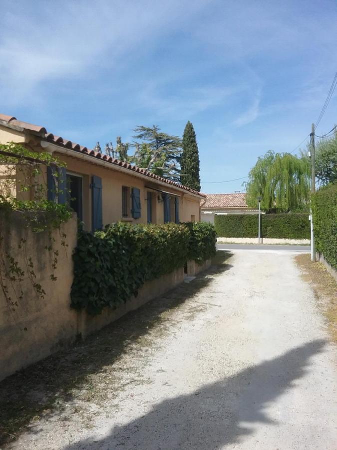 Une Chambre En Ville L'Isle-sur-la-Sorgue Ngoại thất bức ảnh